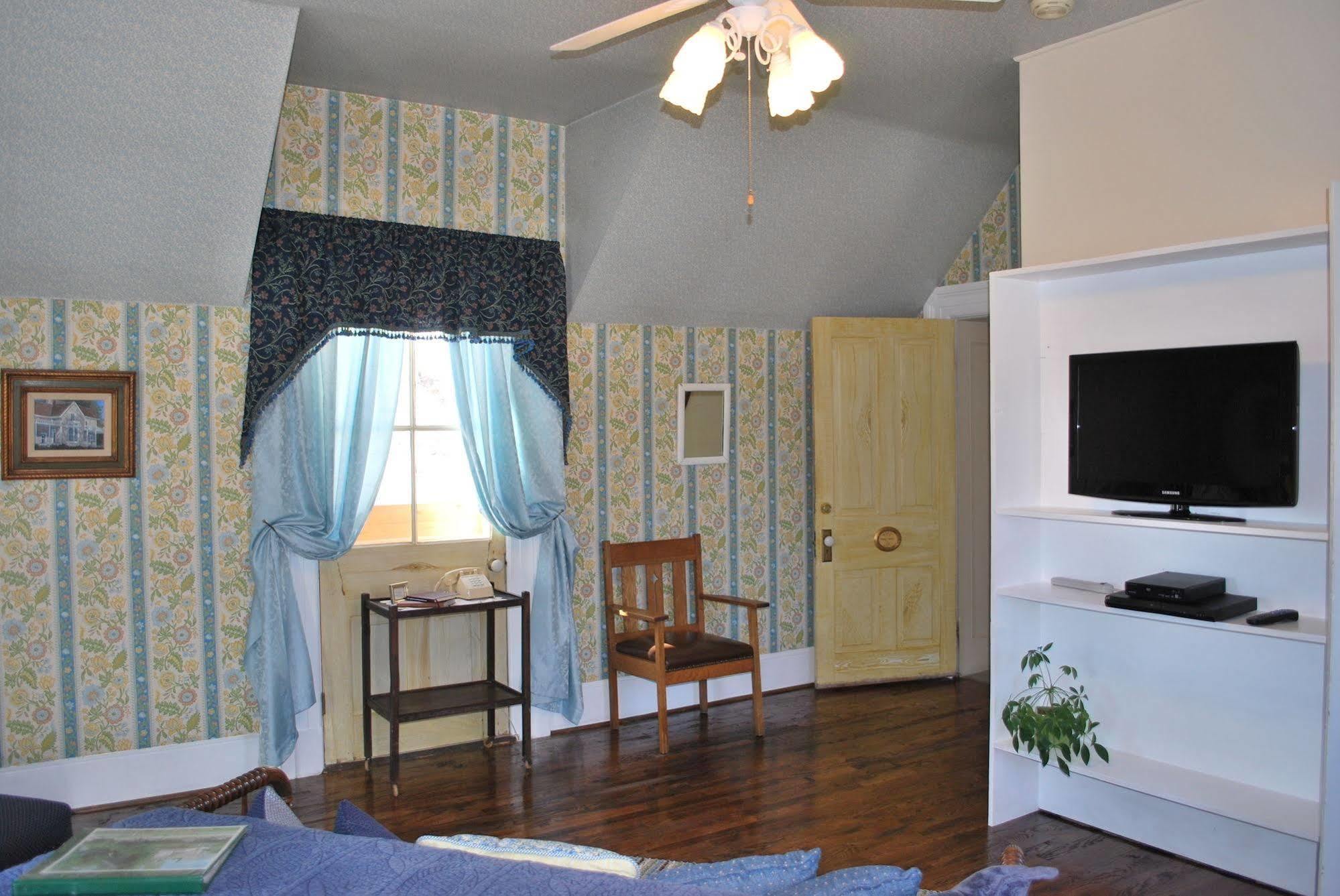 The Cottage At 241 North Σεντ Τζορτζ Εξωτερικό φωτογραφία